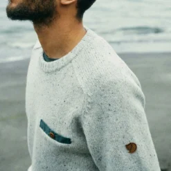 FJÄLLRÄVEN Fjällräven Lada Round-Neck Pullover Bogwood Brown Herren -Bekleidungsgeschäft fjaellraeven lada round neck f84139 289 04 grossZPoMVY34Z1nIH