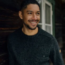 FJÄLLRÄVEN Fjällräven Lada Round-Neck Sweater Black Herren 5 FJÄLLRÄVEN Fjällräven Lada Round-Neck Sweater Black Herren -Bekleidungsgeschäft fjaellraeven lada round neck f84139 550 02 gross