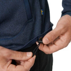 FJÄLLRÄVEN Fjällräven Övik Fleece Hoodie Navy Herren -Bekleidungsgeschäft fjaellraeven oevik fleece hoodie f82252 560 02 gross