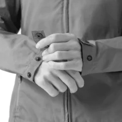 FJÄLLRÄVEN Fjällräven Stina Jacke Dark Navy Damen -Bekleidungsgeschäft fjaellraeven stina jacket f89234 555 02 grossmPZ4UrU8cTMiv