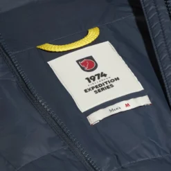 FJÄLLRÄVEN Fjällräven Expedition Lätt Steppjacke Navy Herren -Bekleidungsgeschäft fjallraven expedition latt hoodie jacket f86119 560 navy 04 grossBjXsxnTsUoGZK