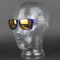 Oakley Holbrook XS Sonnengläser Translucent Purple/24k Iridium Kinder -Bekleidungsgeschäft oakley holbrook xs oj9007 0653 04 gross
