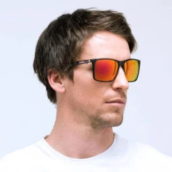 Red Bull SPECT Eyewear Bow Sommerbrille Shiny Black/Brown Red Polarized Damen, Herren -Bekleidungsgeschäft spect eyewear red bull bow 002 04 grossVy6v9vLYmuew5