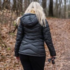 Y By Nordisk Mimi Daunenjacke Black Damen -Bekleidungsgeschäft y by nordisk mimi 1149 10 black 09 grossTcXxHCCOV0Zih